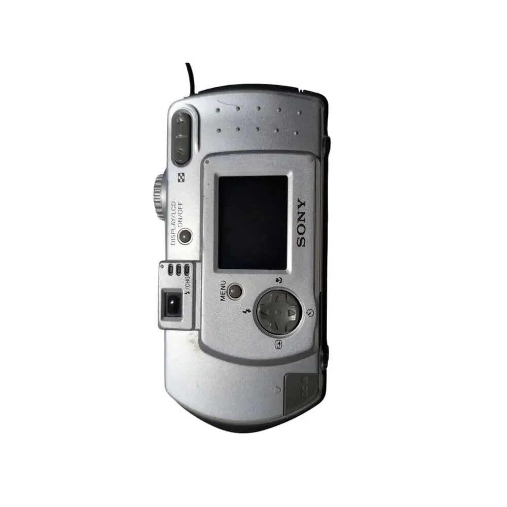 Sony cyber-shot DSC-P50 compact camera 2.1mp 3x optical 6x digital, silver